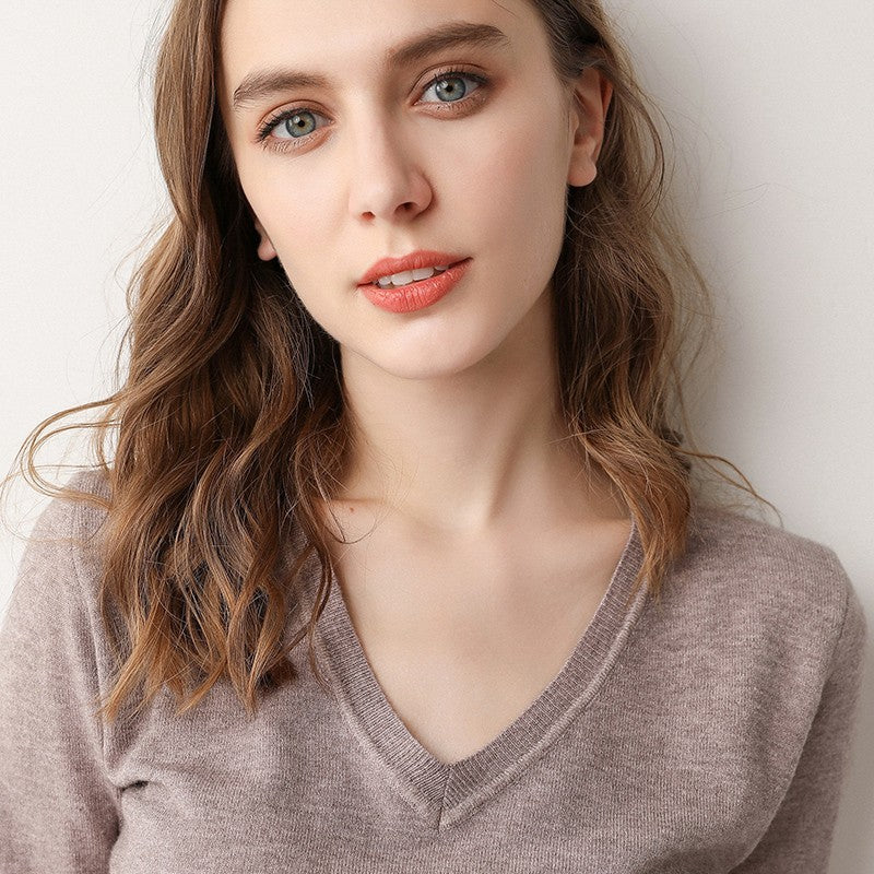 V-Neck Short Sleeve Knit Top for Women (Spring/Summer)